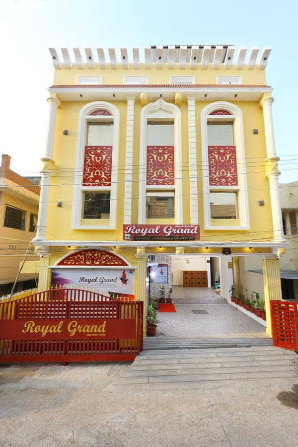 Bed and Breakfast Royal Grand à Tambaram Extérieur photo