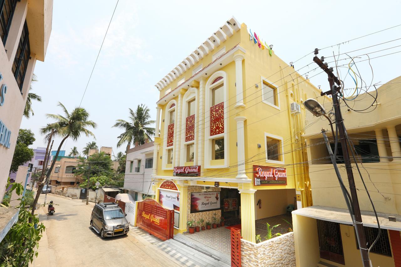 Bed and Breakfast Royal Grand à Tambaram Extérieur photo