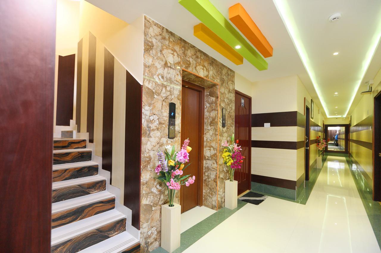 Bed and Breakfast Royal Grand à Tambaram Extérieur photo