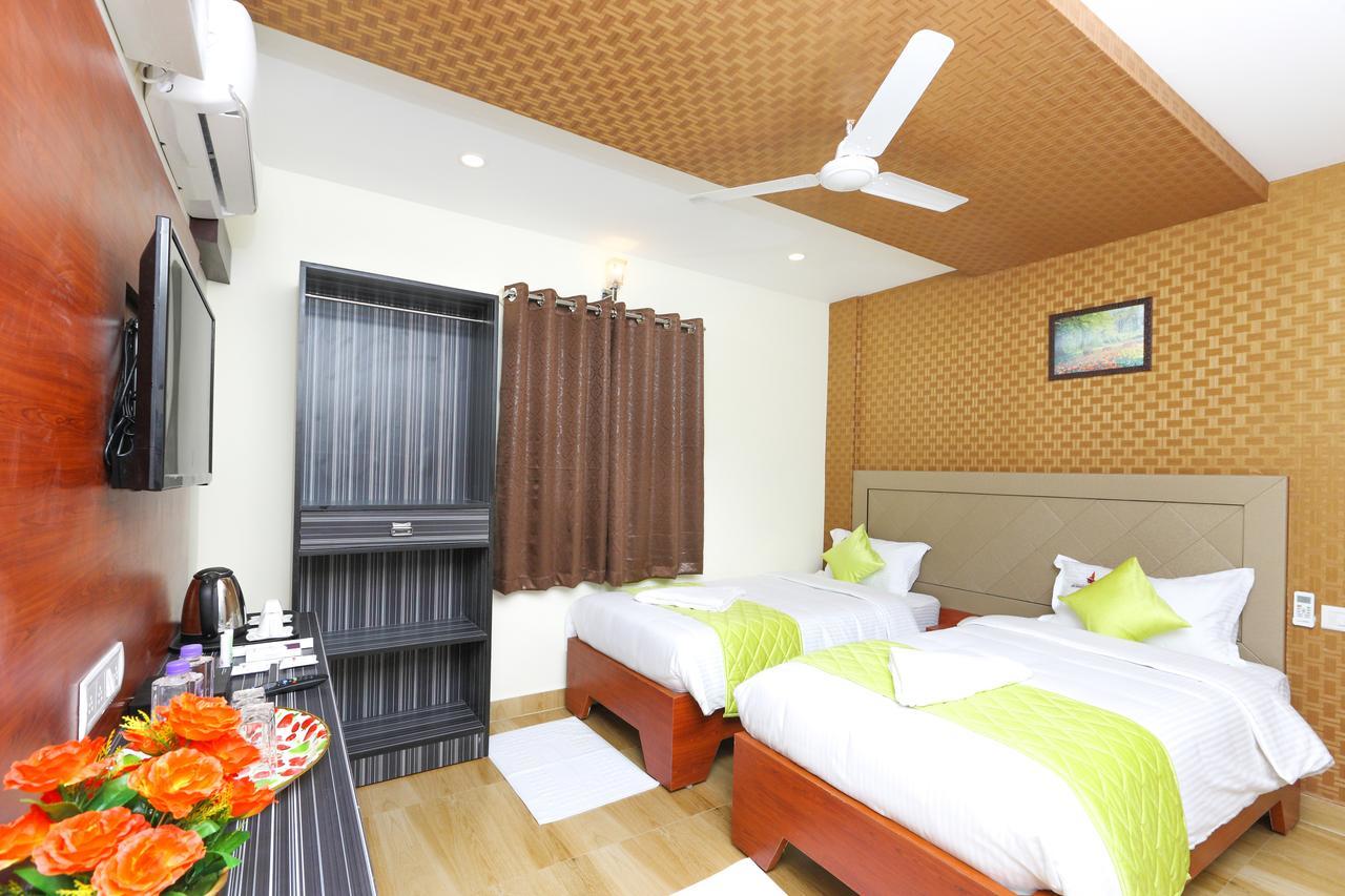 Bed and Breakfast Royal Grand à Tambaram Extérieur photo