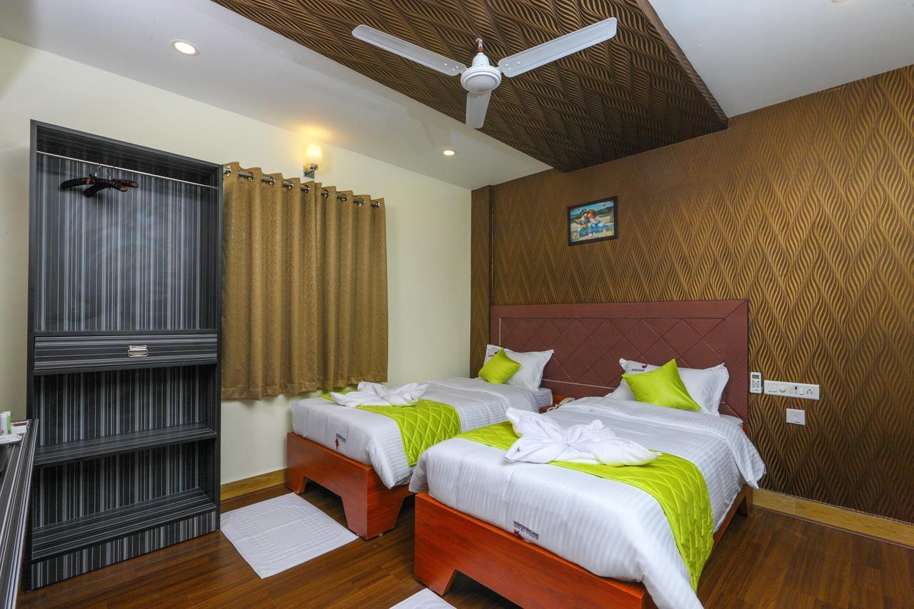 Bed and Breakfast Royal Grand à Tambaram Extérieur photo