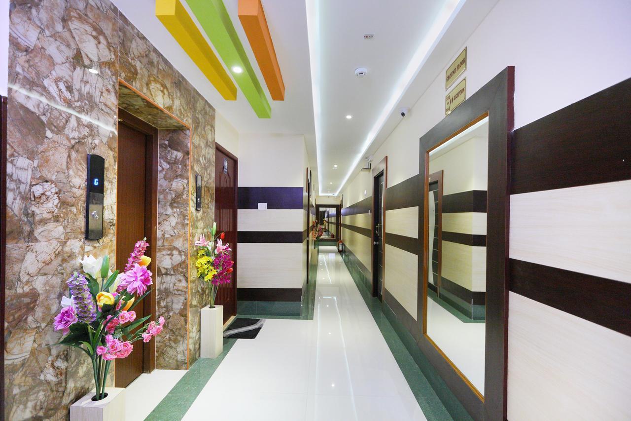 Bed and Breakfast Royal Grand à Tambaram Extérieur photo
