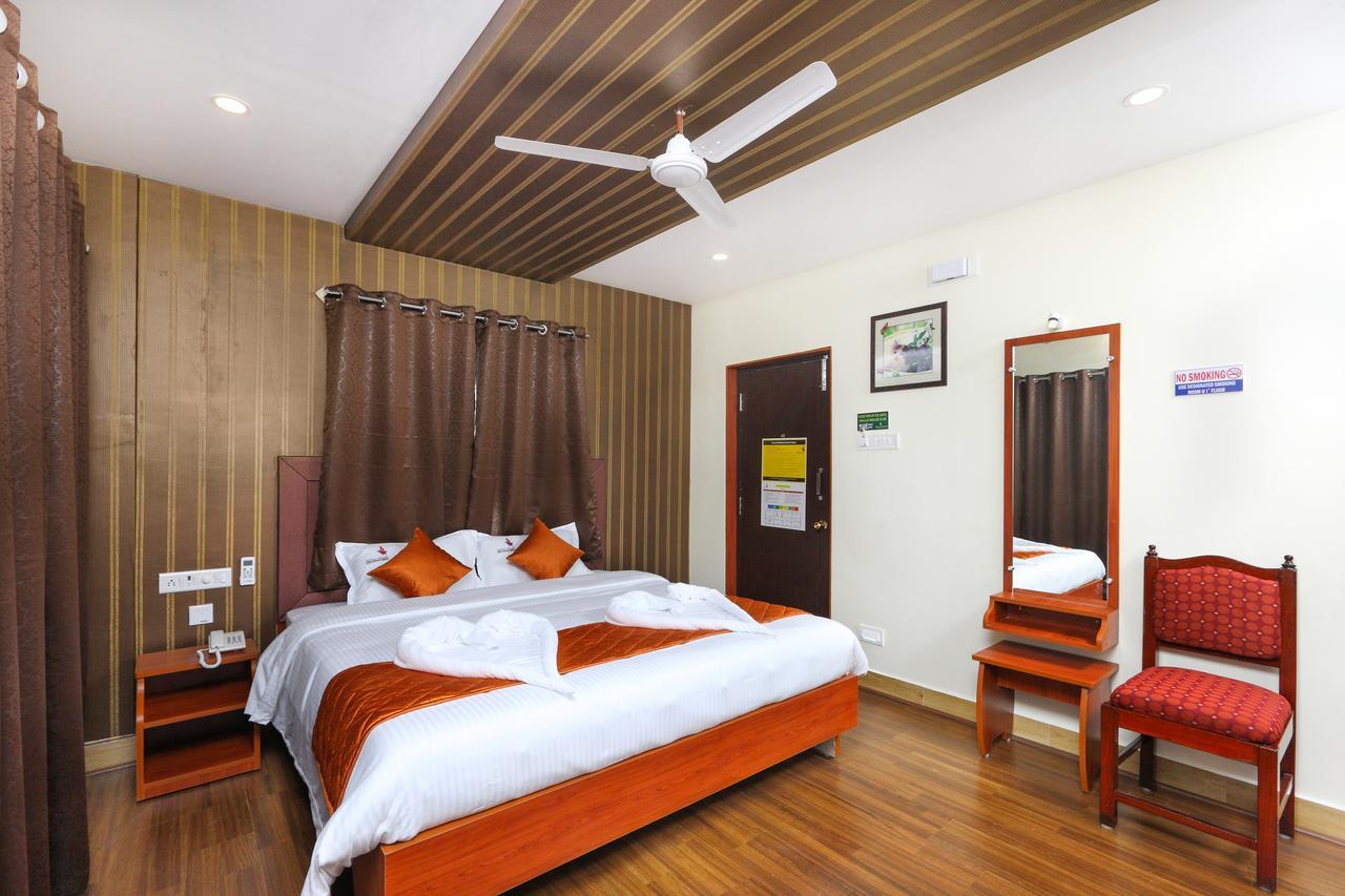 Bed and Breakfast Royal Grand à Tambaram Extérieur photo